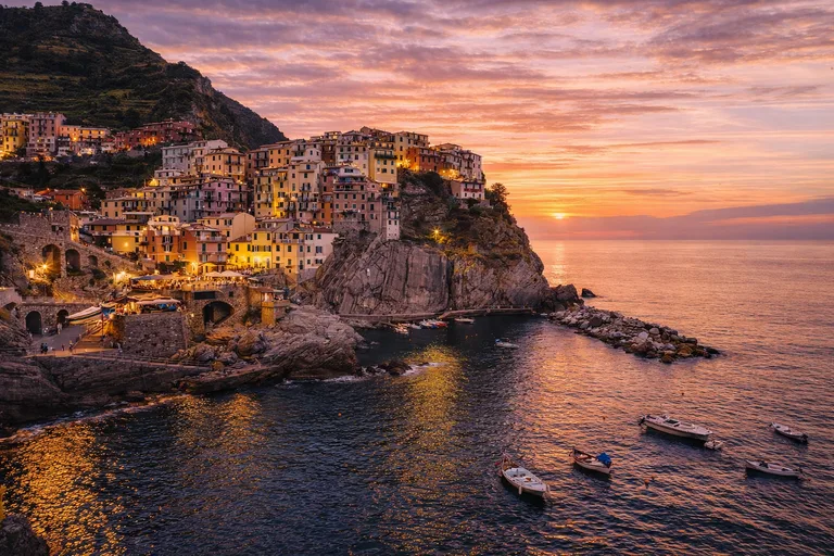 Cinque Terre - Farverige huse over havet