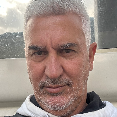 Profile photo of Roberto