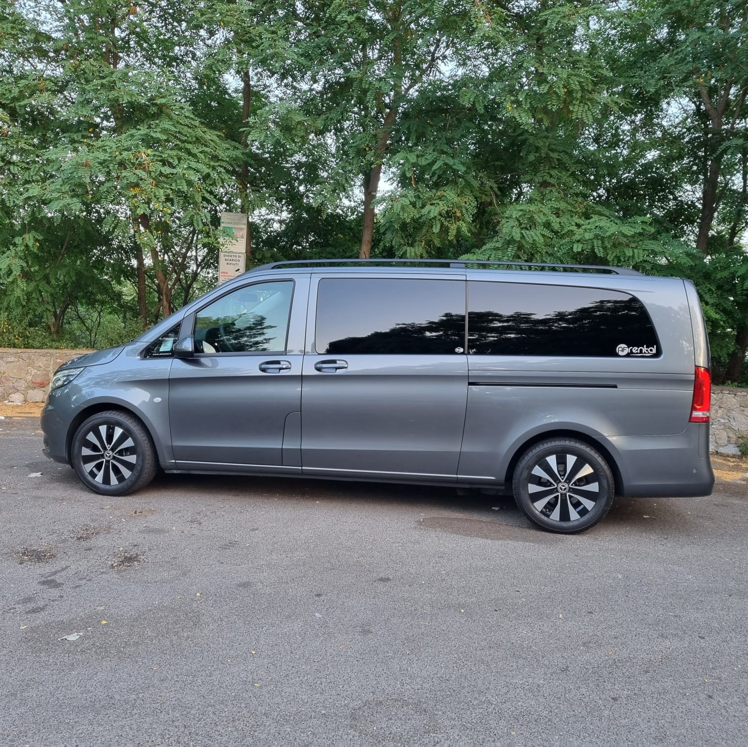 Vehicle image of Gennaro