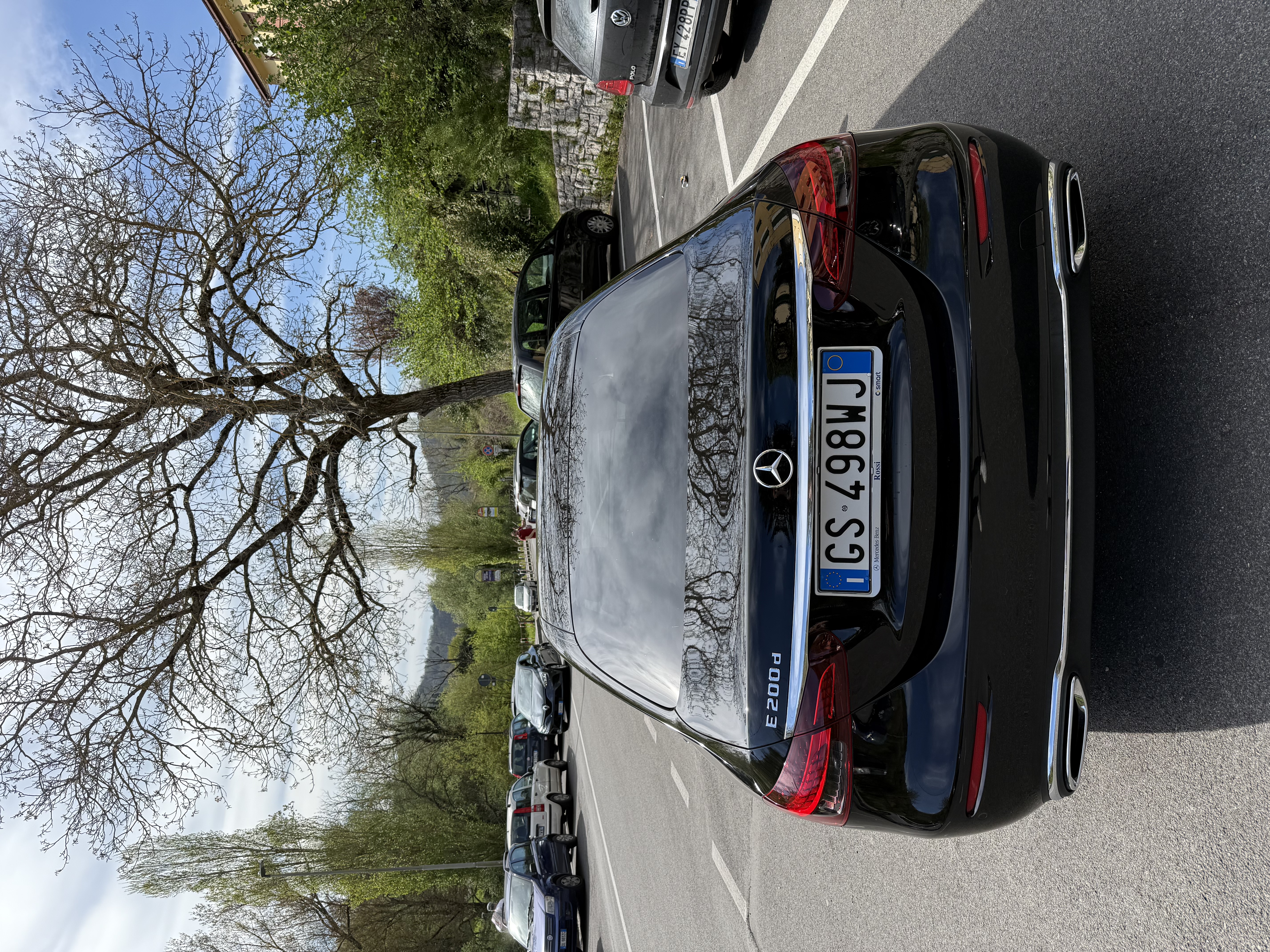 Vehicle image of Fanica