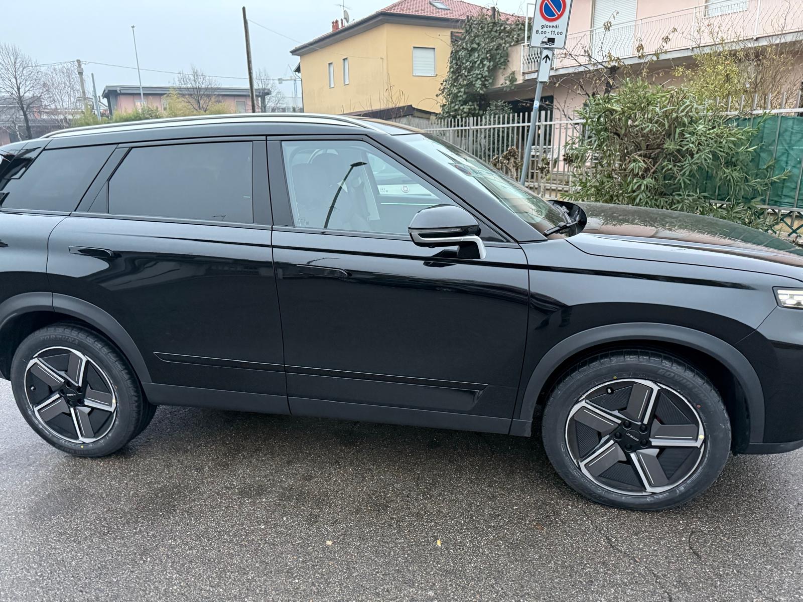 Vehicle image of Sergio