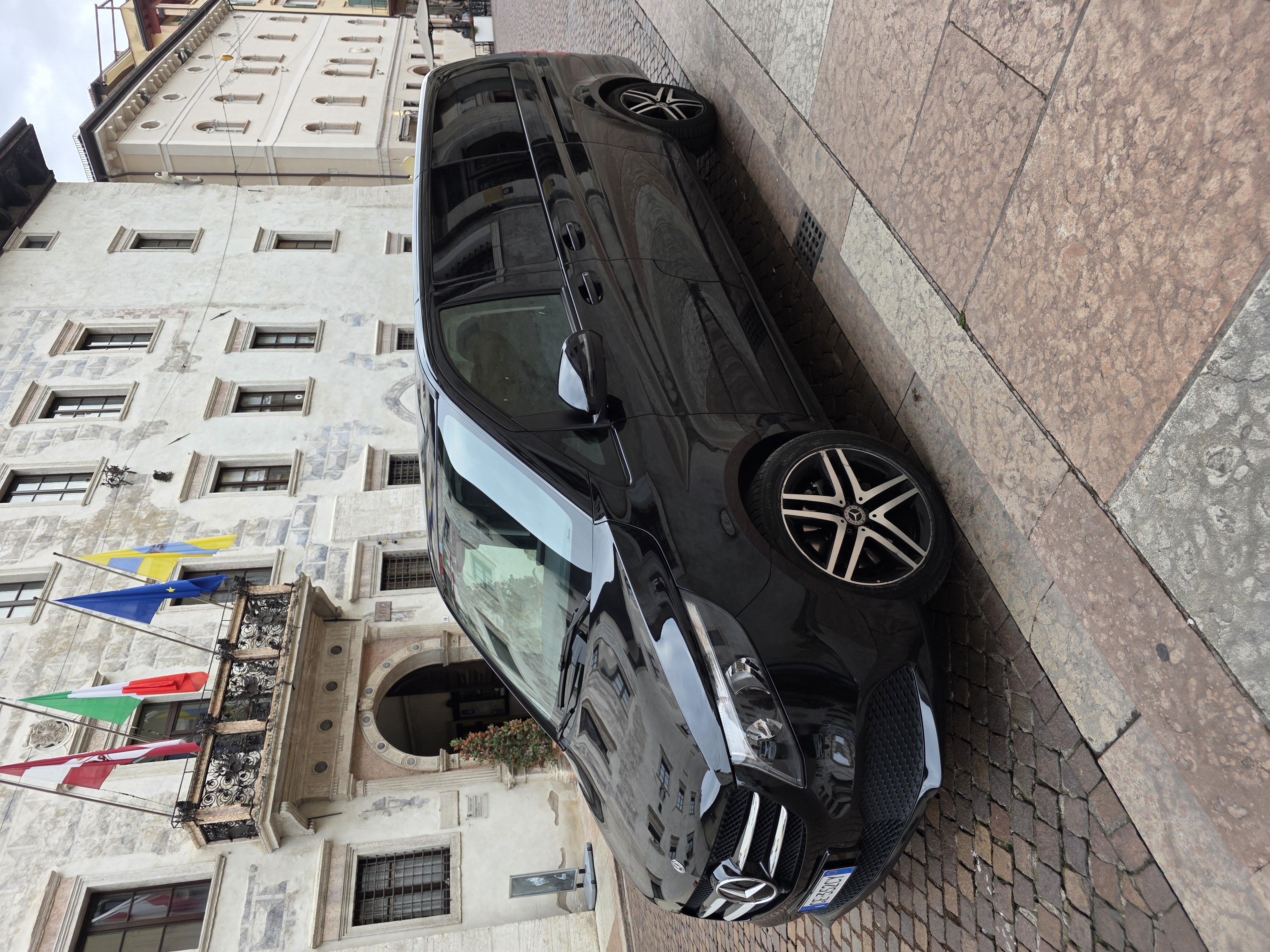 Vehicle image of Alf