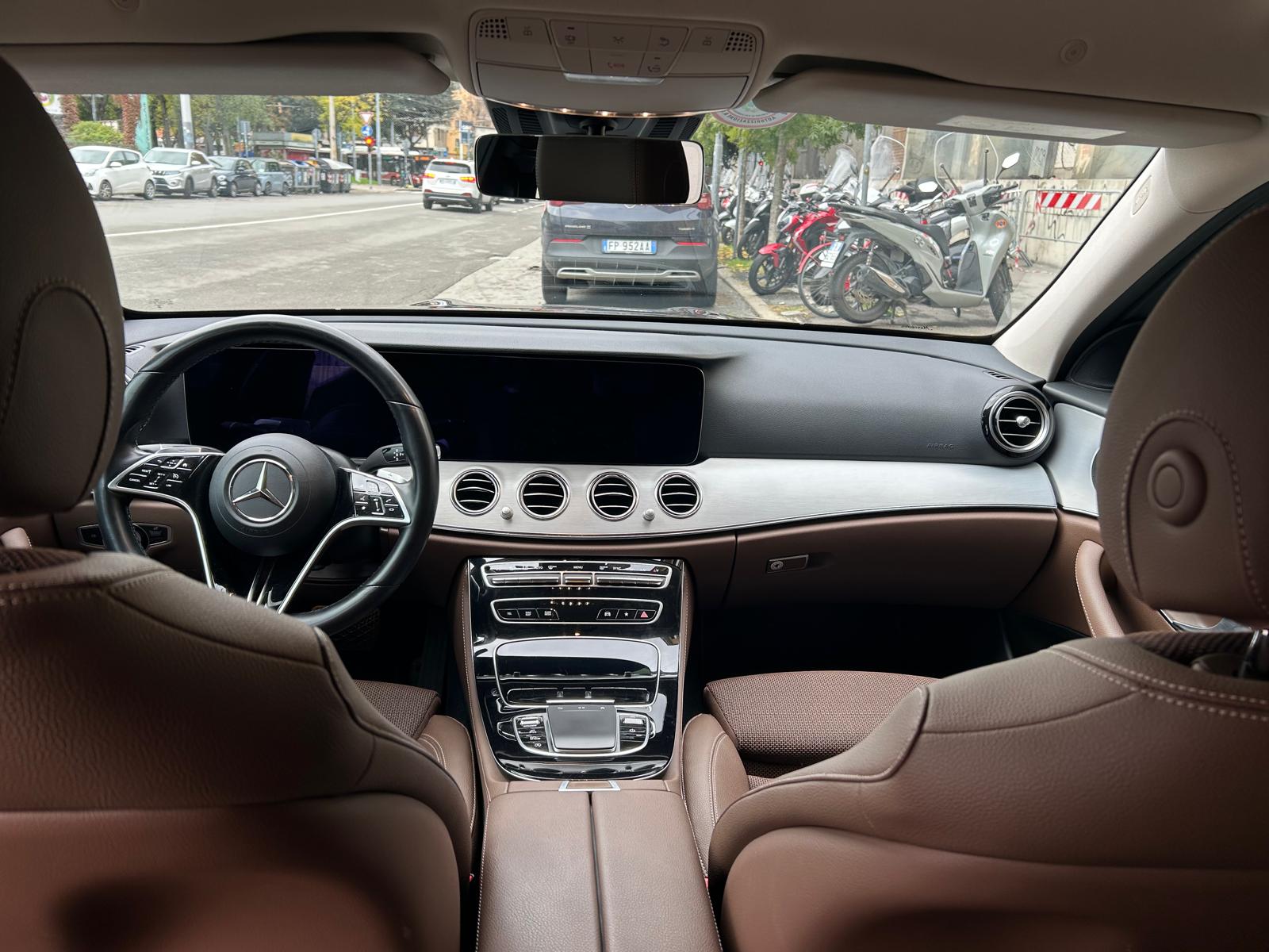 Vehicle image of Gabriele
