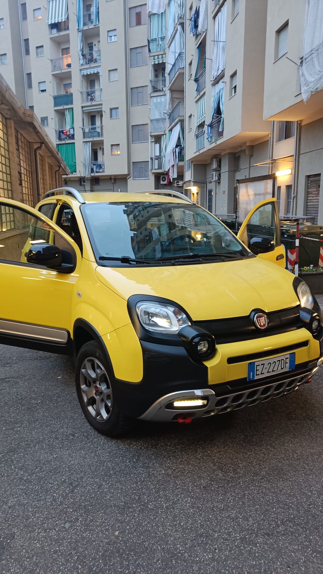 Vehicle image of Francesca
