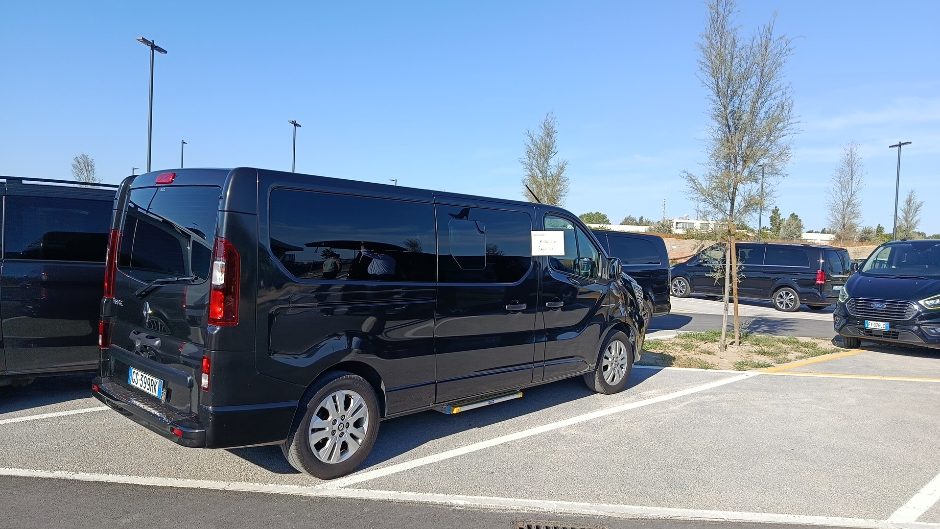 Vehicle image of Massimo