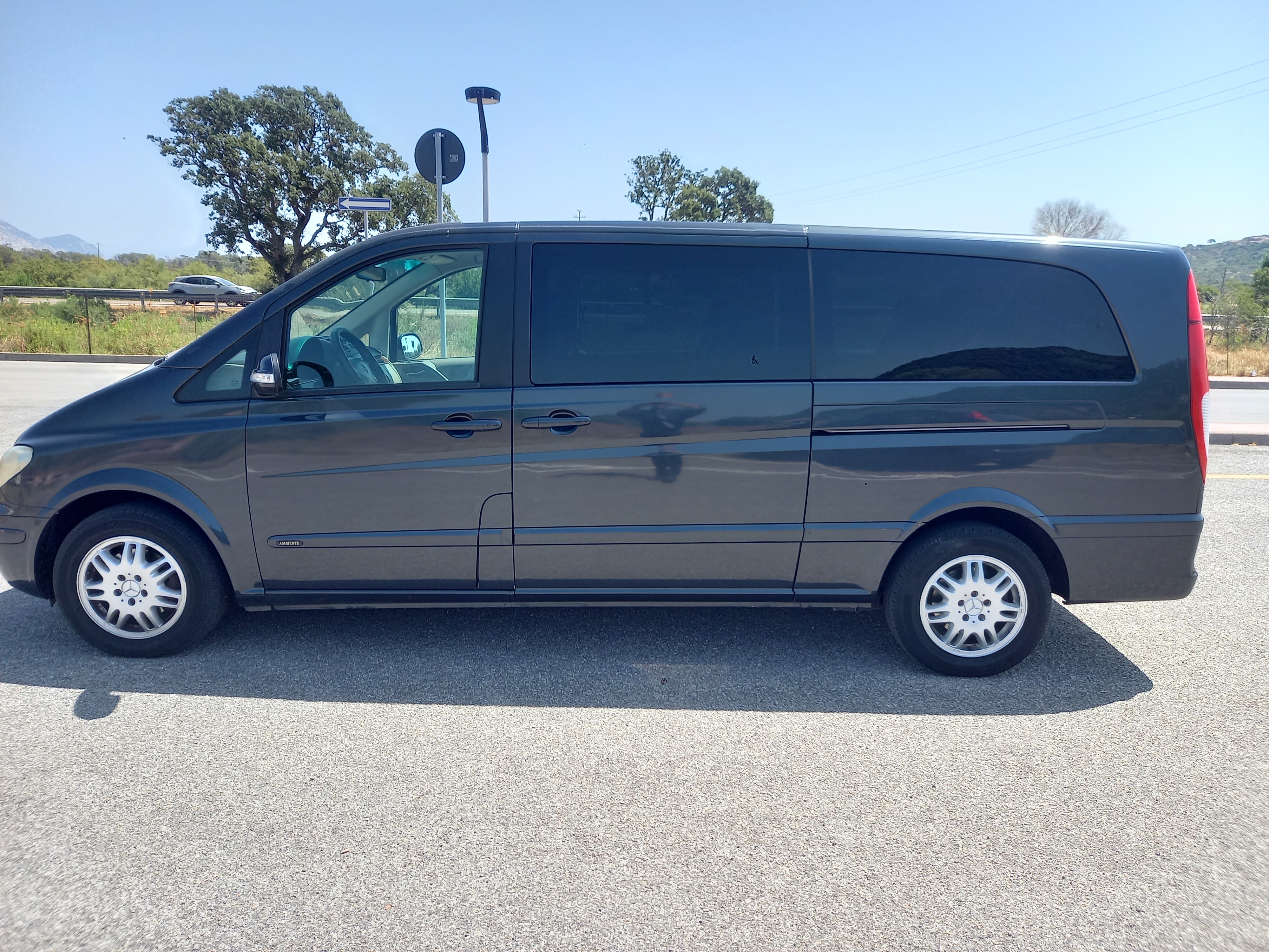 Vehicle image of Antonio