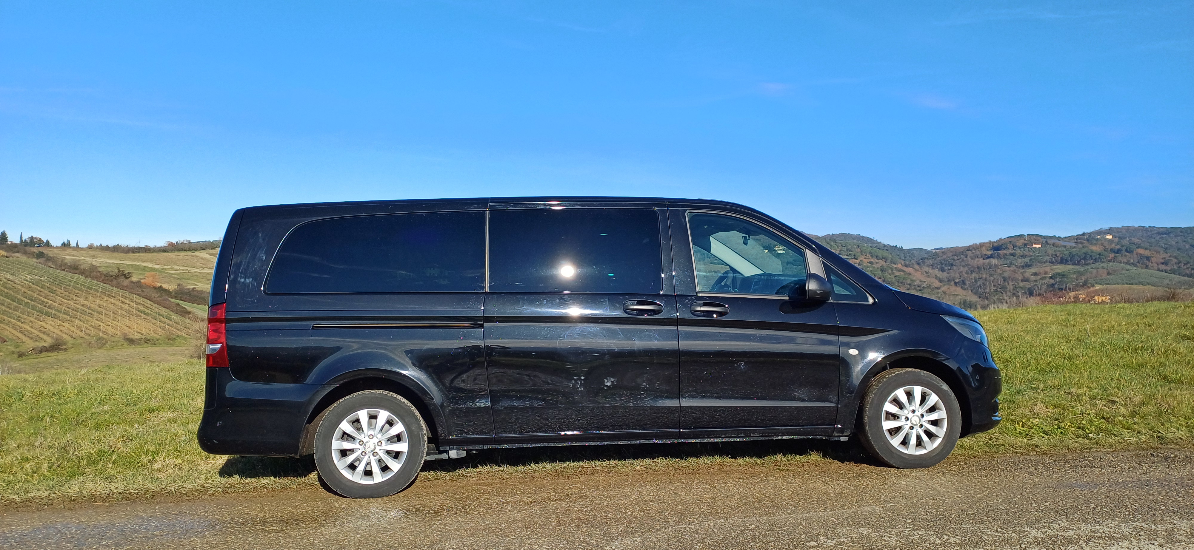 Fahrzeugbild von Tuscany Limousine Service