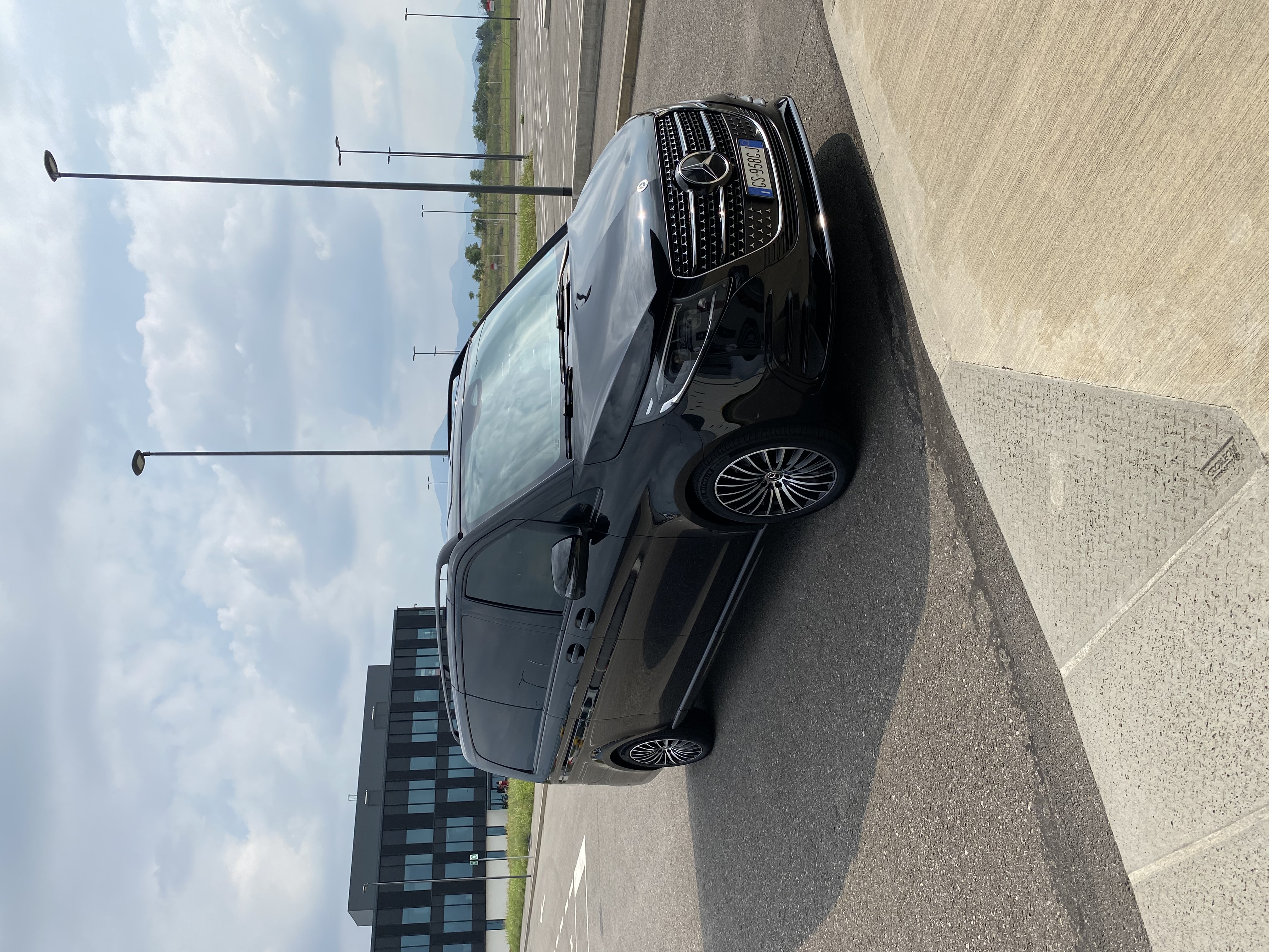 Vehicle image of Adrian