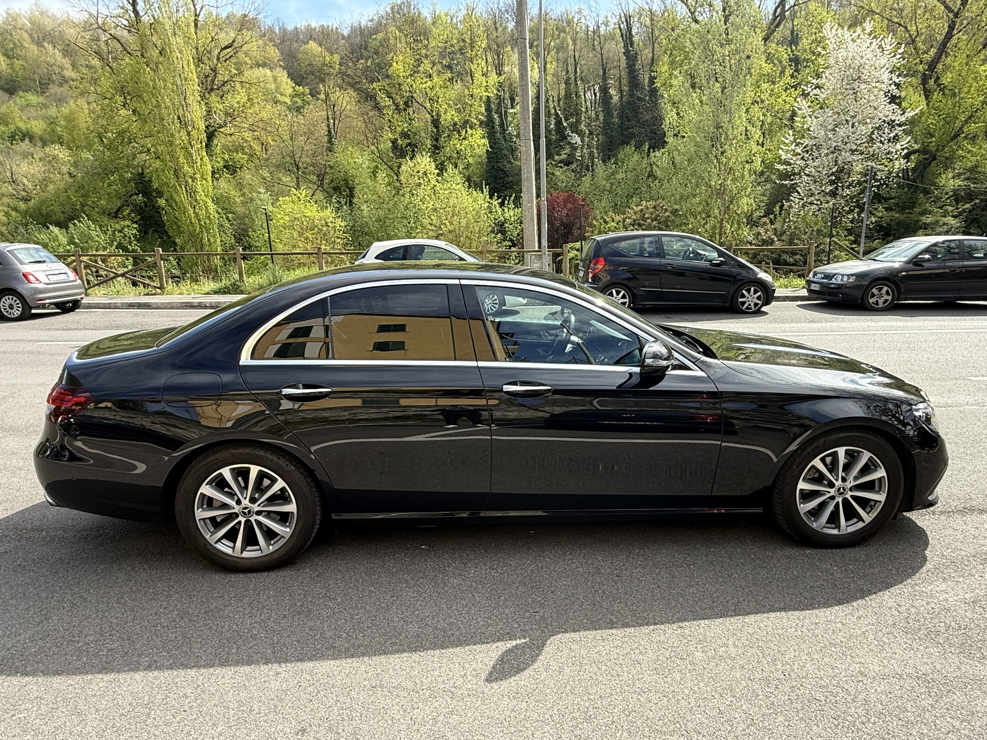 Vehicle image of Fanica