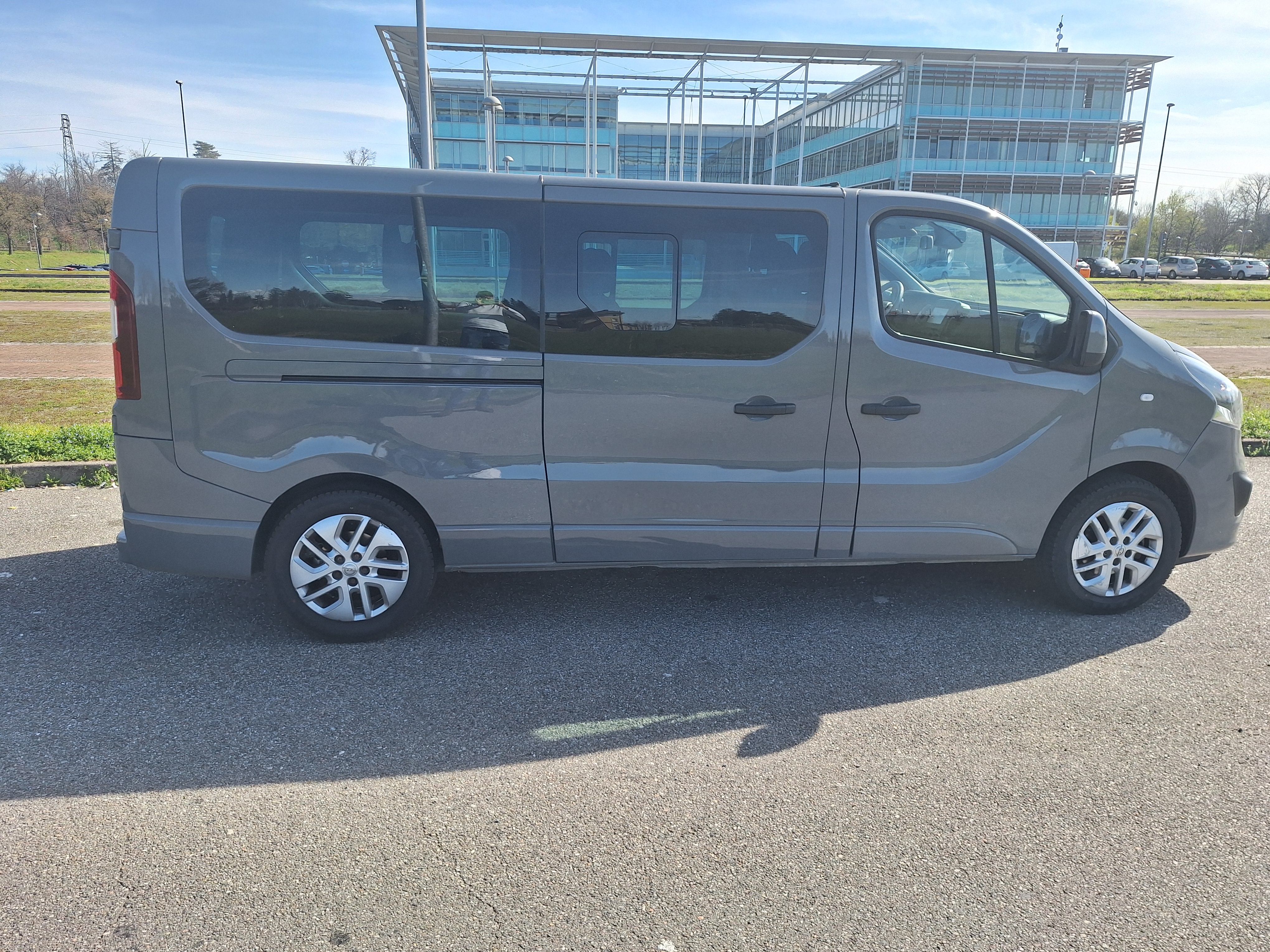 Vehicle image of Antonio