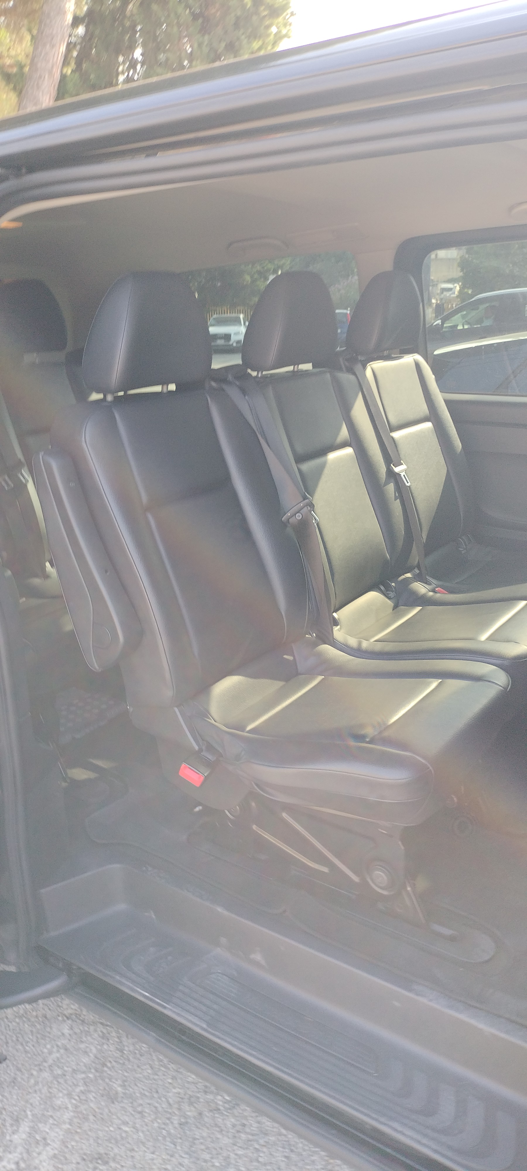 Vehicle image of Ugo