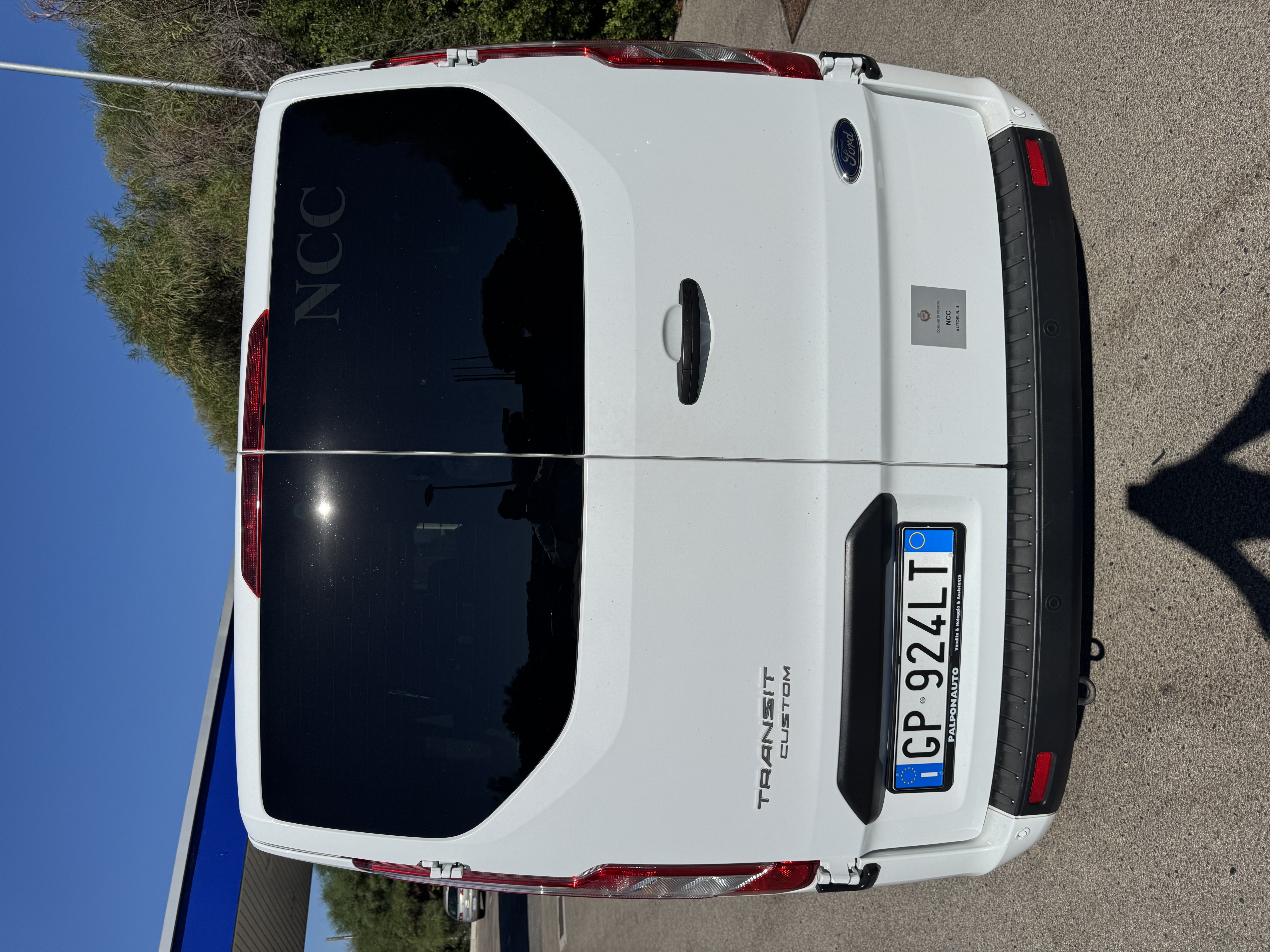 Vehicle image of Gabriele
