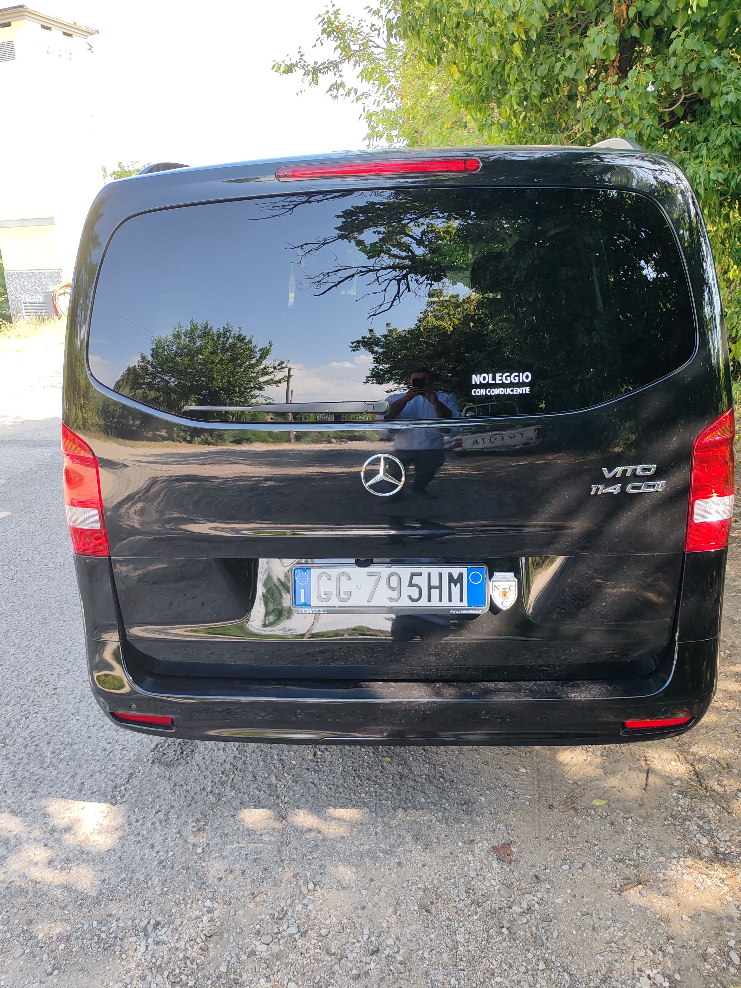 Vehicle image of Ivano