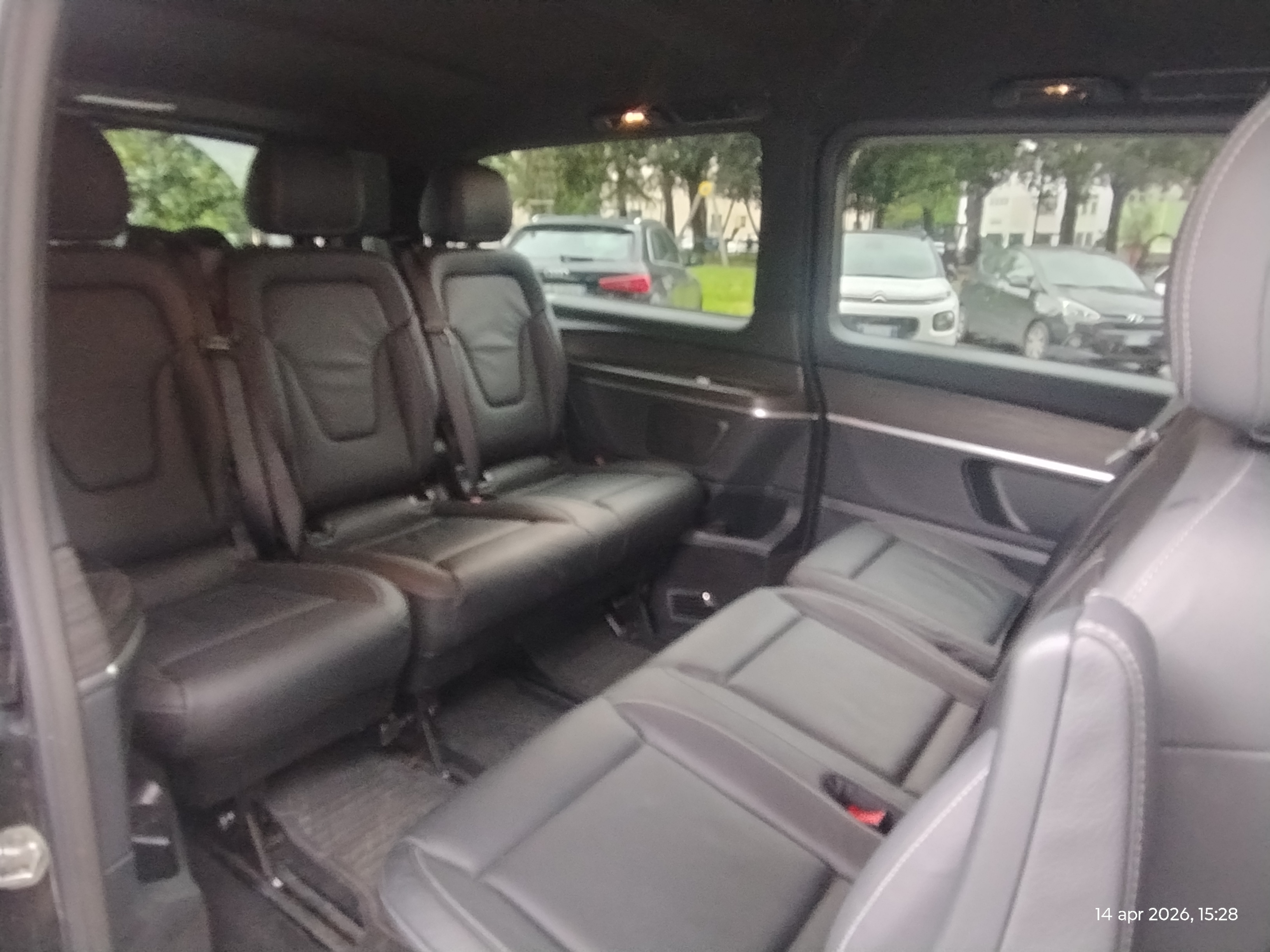 Vehicle image of Giovanni