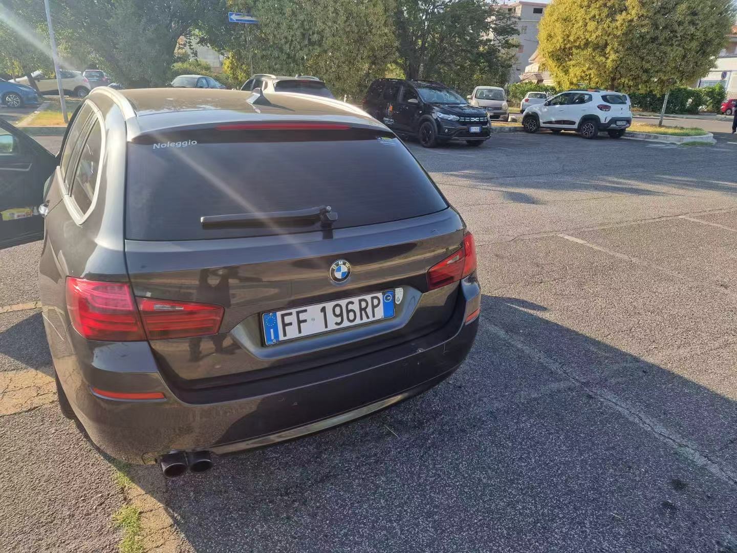 Immagine veicolo di ELISA