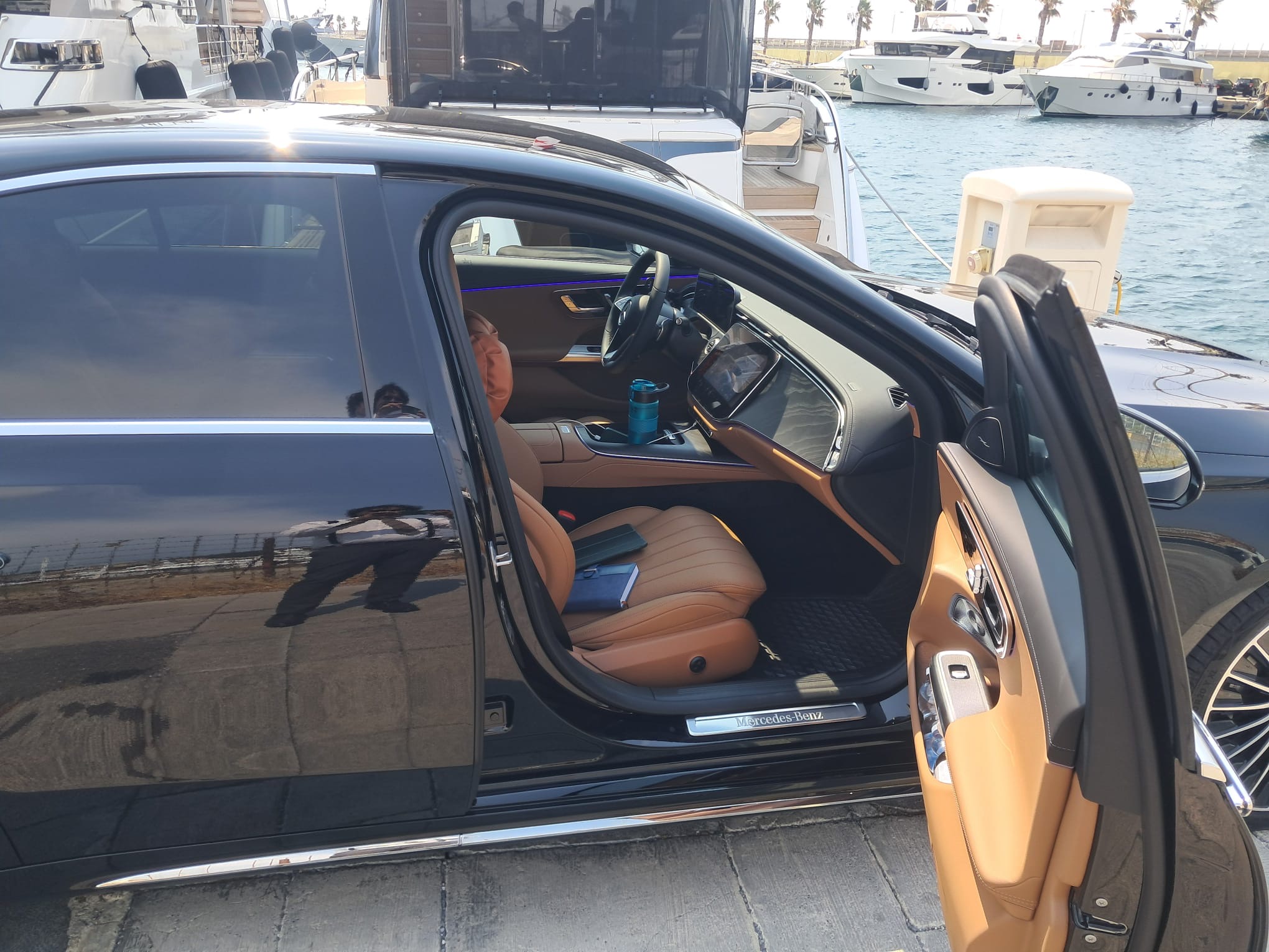 Vehicle image of giovanni