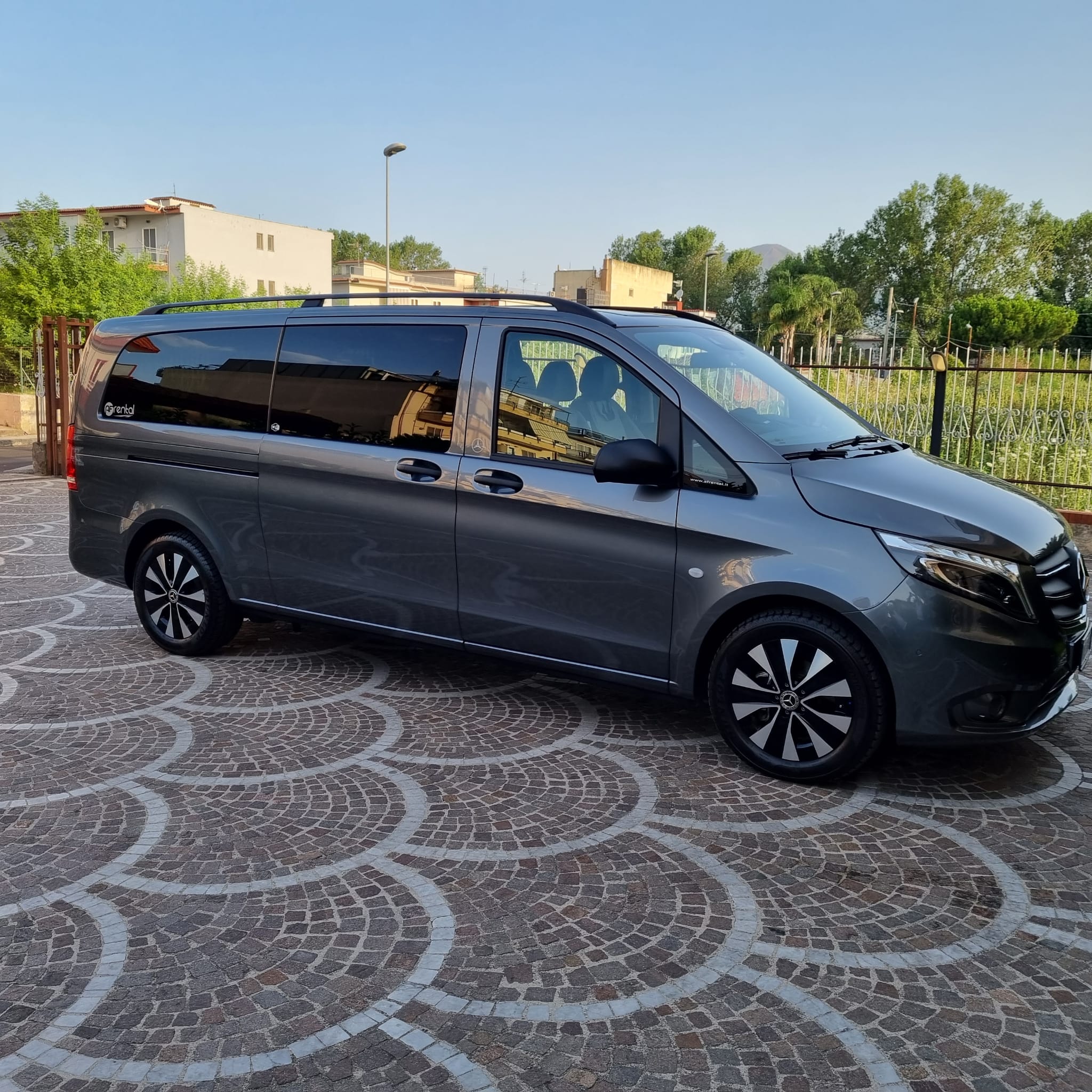 Vehicle image of Gennaro