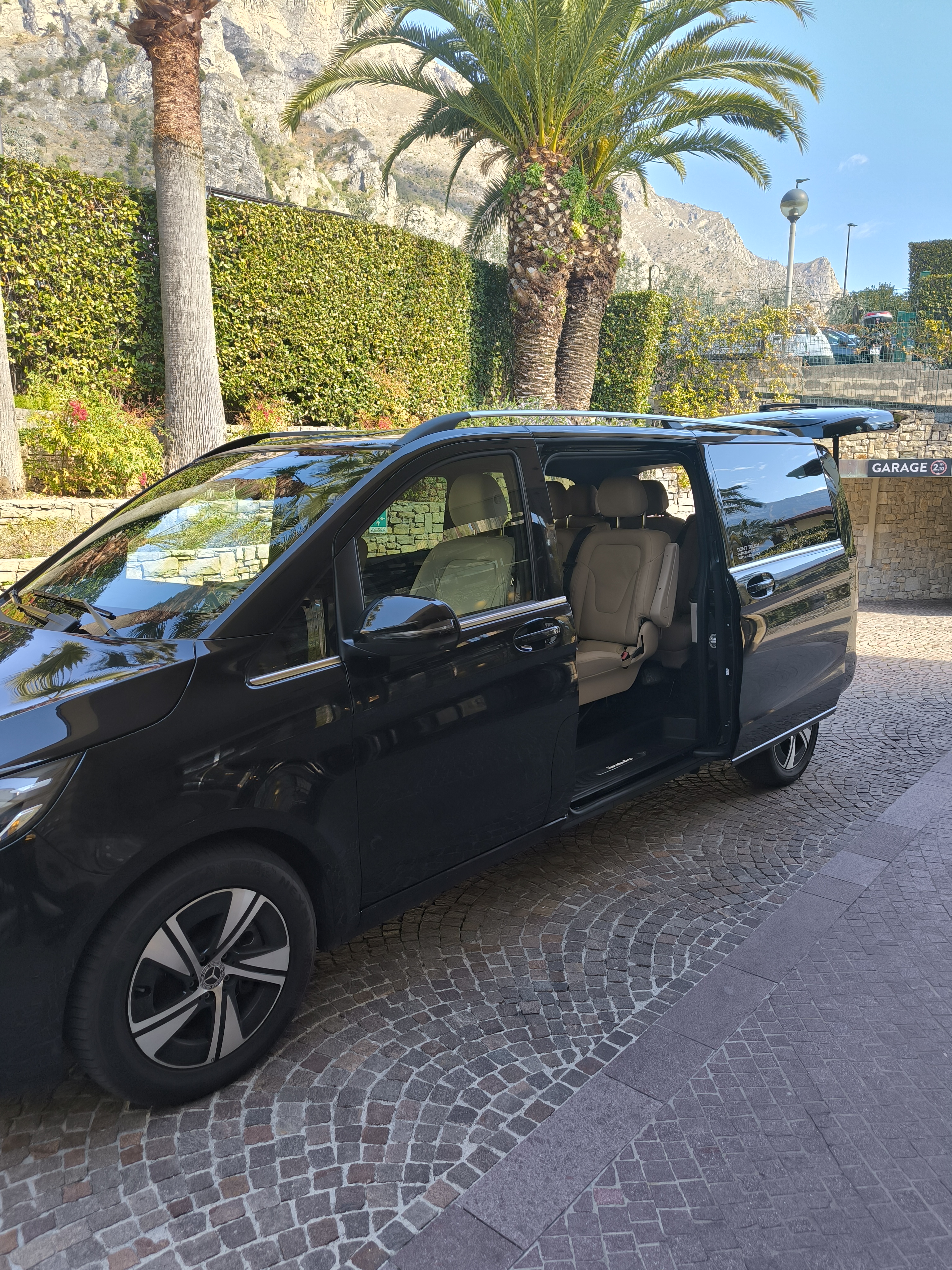 Vehicle image of Ahmed