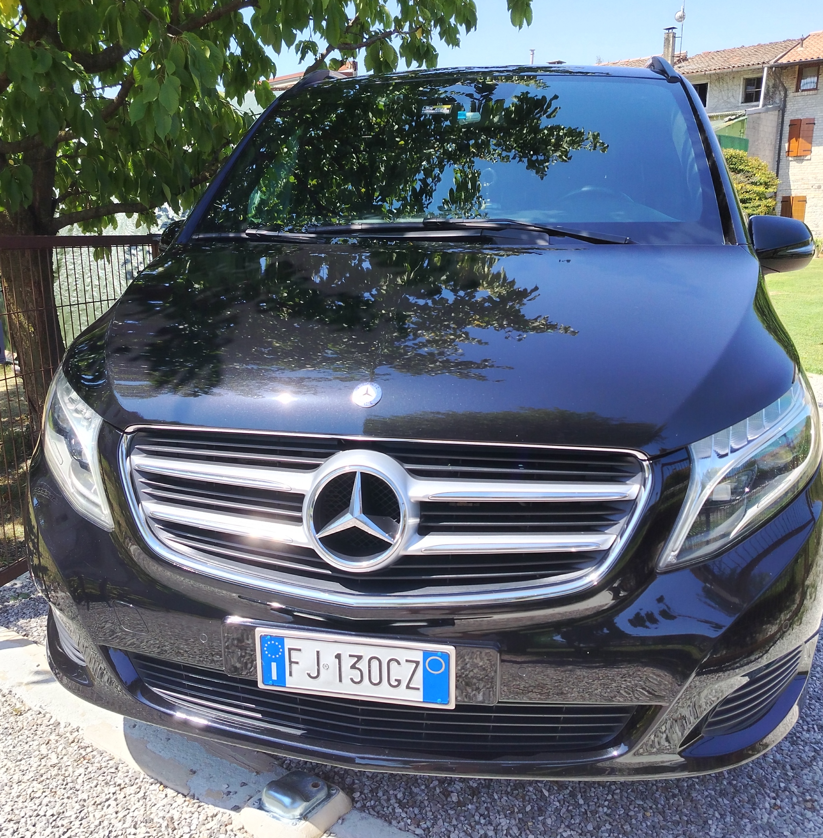 Vehicle image of TIZIANA