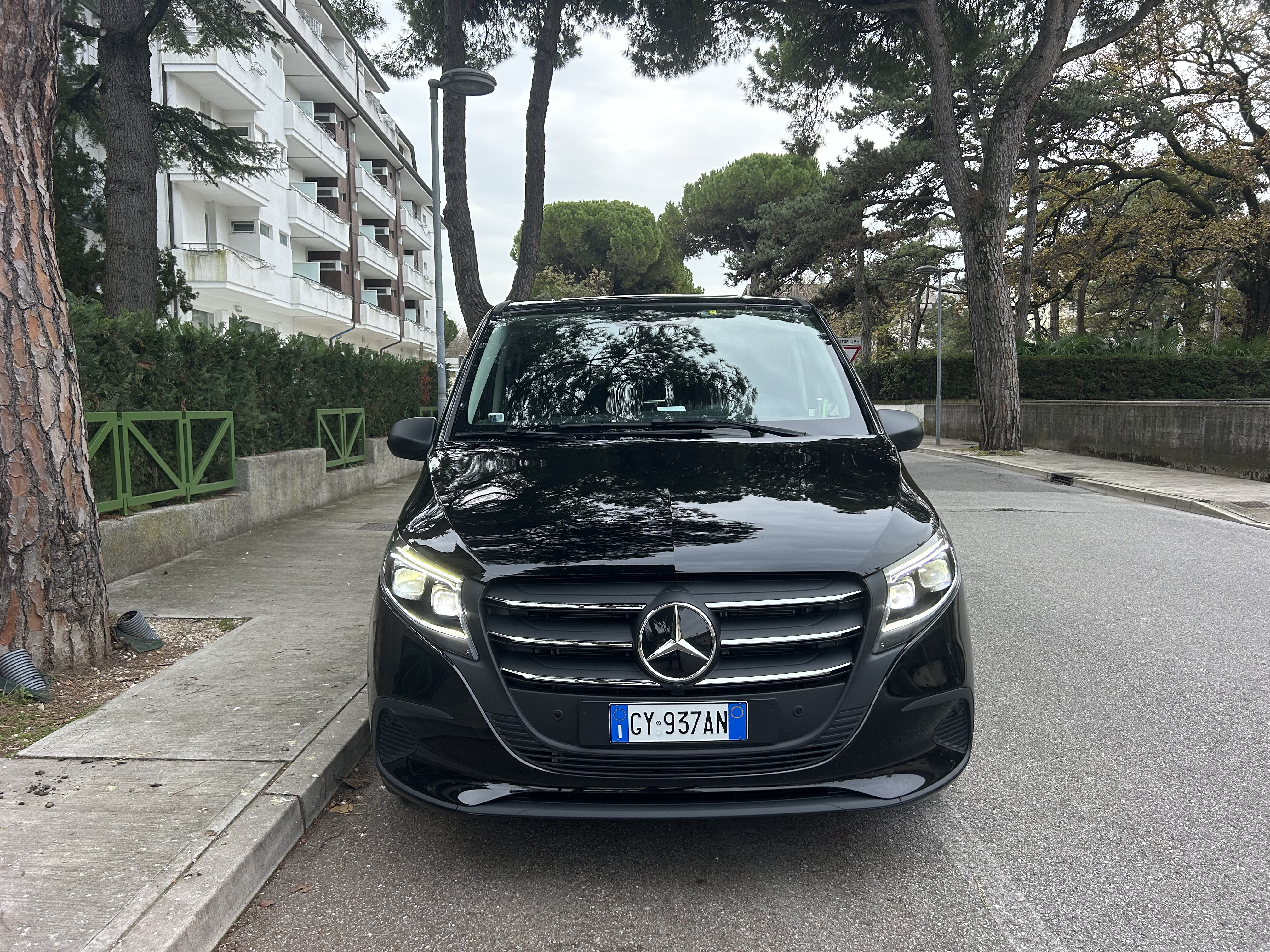 Fahrzeugbild von GENNARO